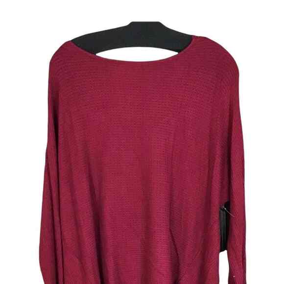 1 State Women’s Large Red Twist Back Blouse Draped Hem Long Sleeve Stretch NWOT - Picture 9 of 9